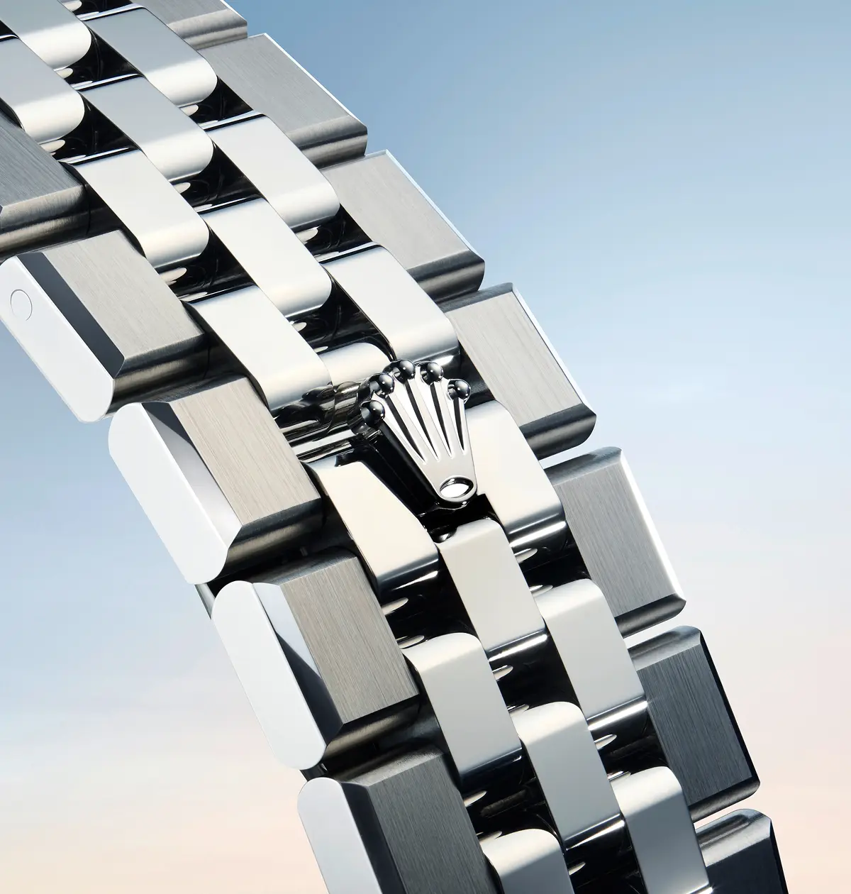 rolex-2025-land-dweller-s2-portrait